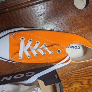 NIB Converse Low Tops, Orange Rind